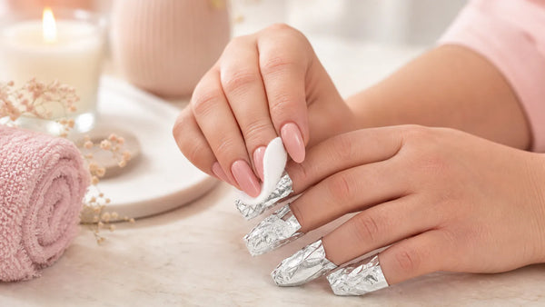 Removedor de esmaltes semipermanentes: Todo lo que necesitas saber para cuidar tus uñas