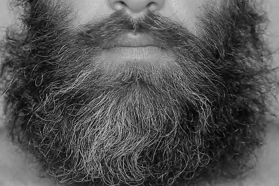 Cómo alisar tu barba: algunos tips que deberías considerar