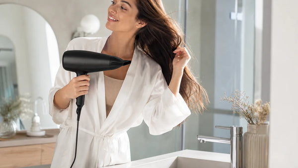 Por qué elegir un secador de pelo ultraliviano: más cómodo y versátil